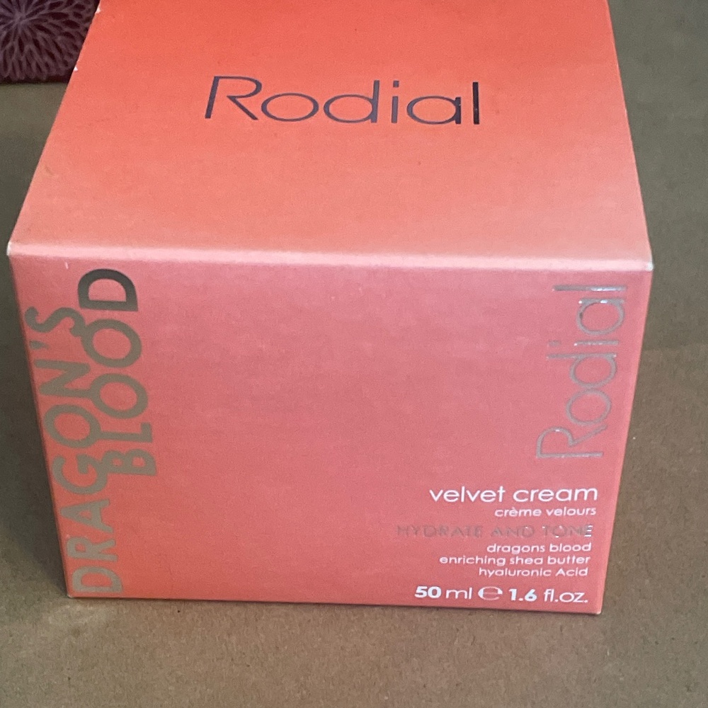 Rodial Draon's Blood Velvet Cream
